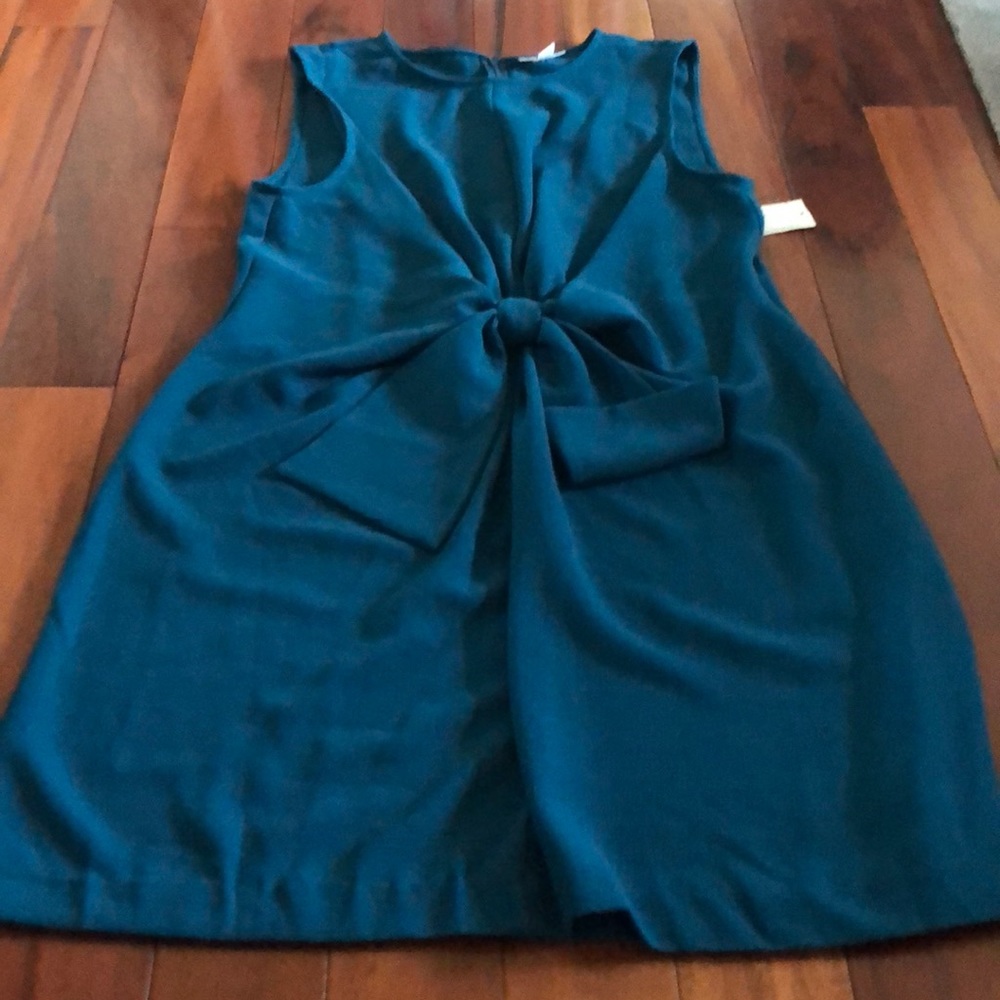 Green shift dress with knot detail